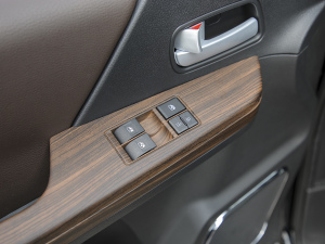 2021а 2.0L քm 7 {܇ƅ^	