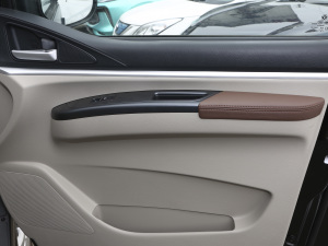 2021M5L 2.0L քӌ(sh) 7 g