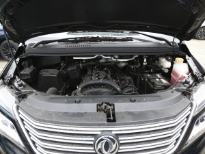 2021款M5L 2.0L 手动实用型 7座 发动机