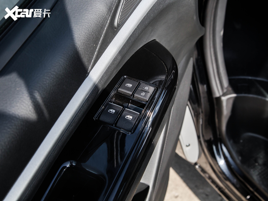 2022������ �^���� M5L 1.6L ������ 7��