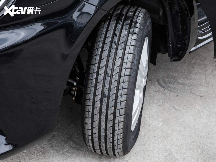 2022������ �^���� M5L 2.0L ������ 7��