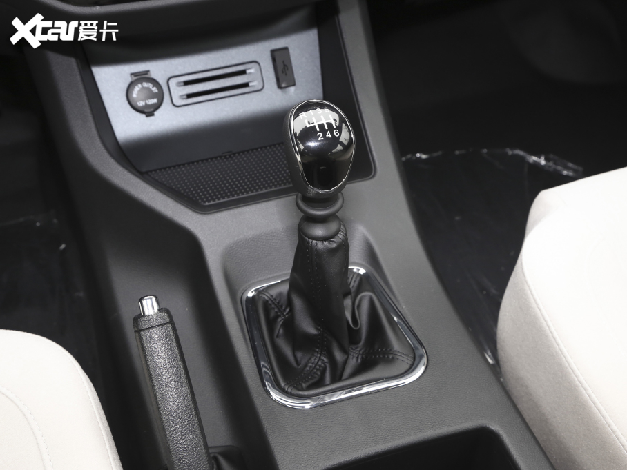 2022 M5L 2.0L (sh) 7