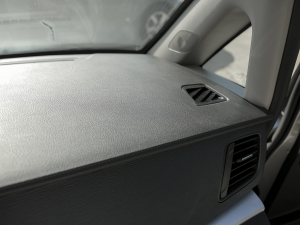 2022款M5 1.6L 实用型 5座 中控区
