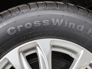 2022^ M5L 1.6L A 7 ݆̥ߴ