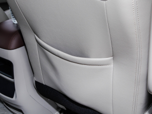 2022^ M5L 1.6L A 7 g