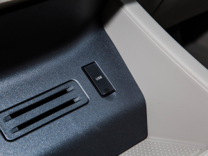 2022^ M5L 1.6L A 7 п؅^