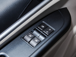 2022^ M5L 1.6L A 7 п؅^