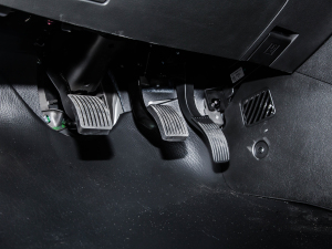 2022^ M5L 1.6L  7 п؅^