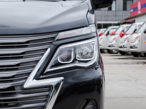 2022^ M5L 2.0L  7 (x)(ji)^