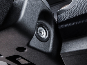 2022^ M5L 2.0L  9 п؅^