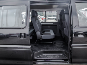 2022?yun)^ M5L 1.6L  9 g