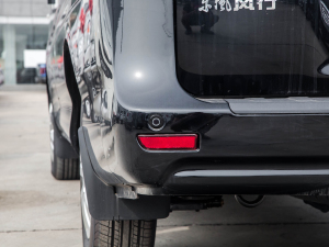 2022^ M5L 1.6L m 7 (x)(ji)^