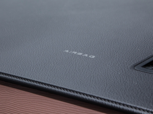 2022^ M5L 1.6L m 7 п؅^