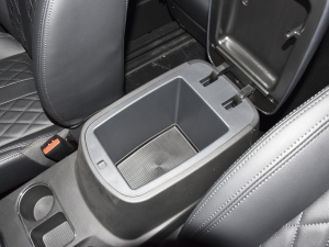 2022^ M5L 2.0L A 7 g