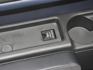 2022^ M5L 2.0L A 7 g