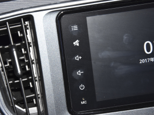 2022^ M5L 2.0L A 7 {