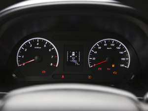 2022款M5L 1.6L 实用型 7座 仪表