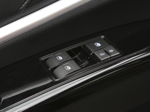 2022M5L 1.6L (sh) 7 п؅^(q)