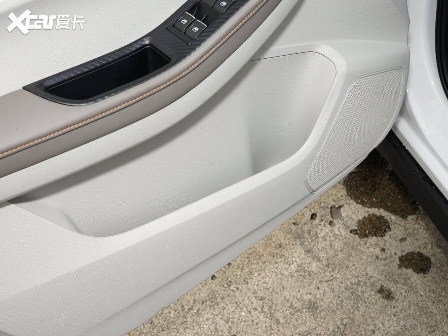 2022LT5 Rհ 1.5T DCT 