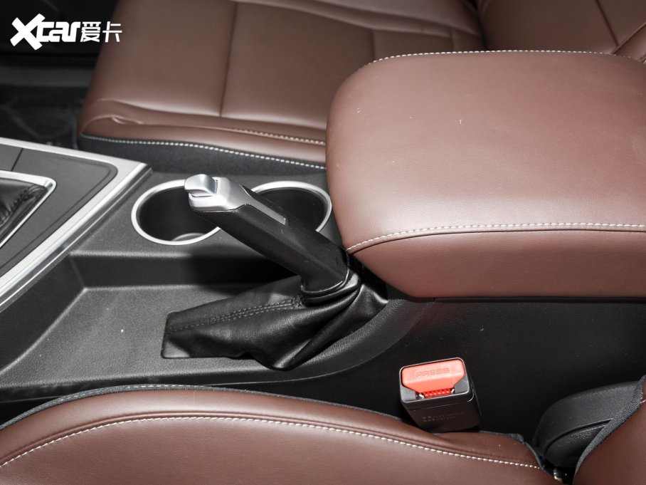 2023L(fng)T5 ʢ 1.6L ք