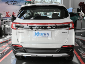 2022款盛世款 1.6L 手动筑梦版五座 正后	