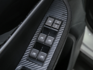 2022ʢ 1.6L ք {܇ƅ^(q)	