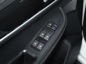 2022ʢ 1.8T քӈA {܇ƅ^	