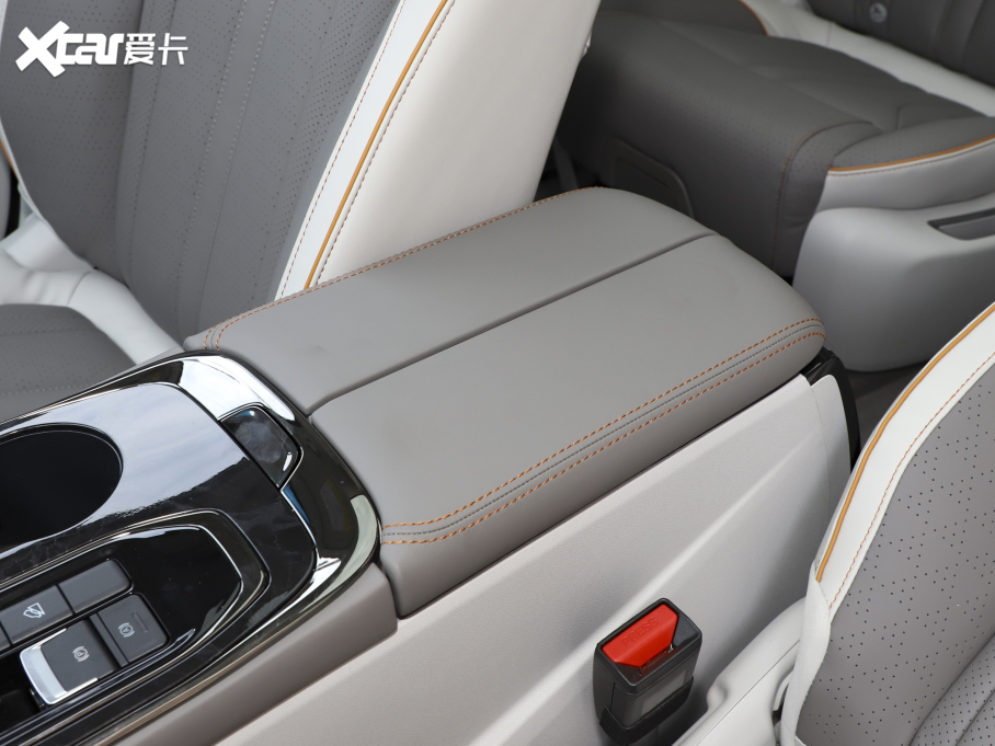 2022LСͧ 1.5T DCT׷L