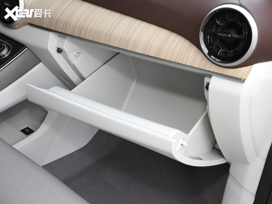 2022LСͧ 1.5T DCT׷L