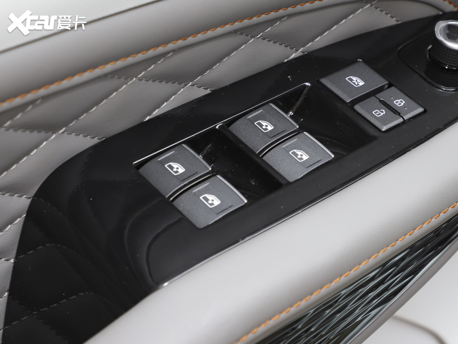 2022LСͧ 1.5T DCT׷L