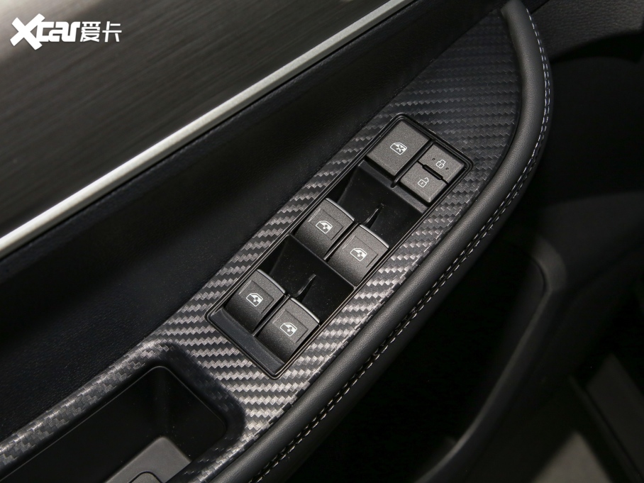 2022L(fng)SX6 1.6L քӭh(hun)o(j)