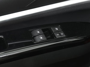 2023V3 1.6L  2 п؅^