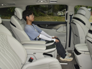 20241.5TD 200km ϵ Ş g