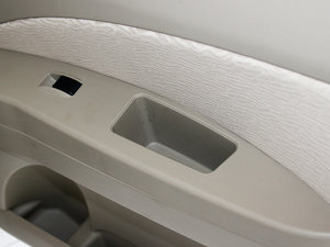 2011款1.5XL 手动舒适版 空间座椅