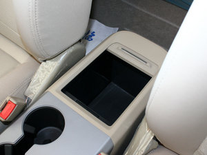 2011款1.5XL 手动舒适版 空间座椅