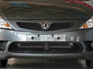 2011款1.5XL 手动舒适版 中网