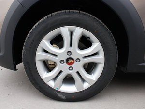 2011款1.8T 自动尊贵版 轮圈