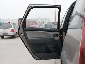 2011款1.8T 自动尊贵版 左后车门