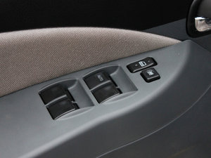 20111.8T Ԅ(dng)F {܇(ch)ƅ^(q)	