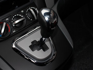 20111.8T Ԅ(dng)F QU