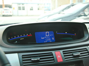2012款1.6L 手动尊享版 中控台显示屏