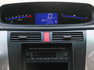 2012款1.6L 手动尊享版 空调出风口