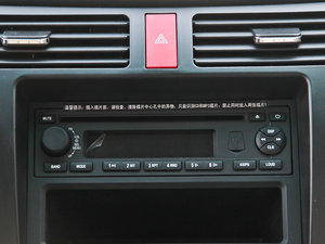 2012款1.6L 手动尊享版 音响调节