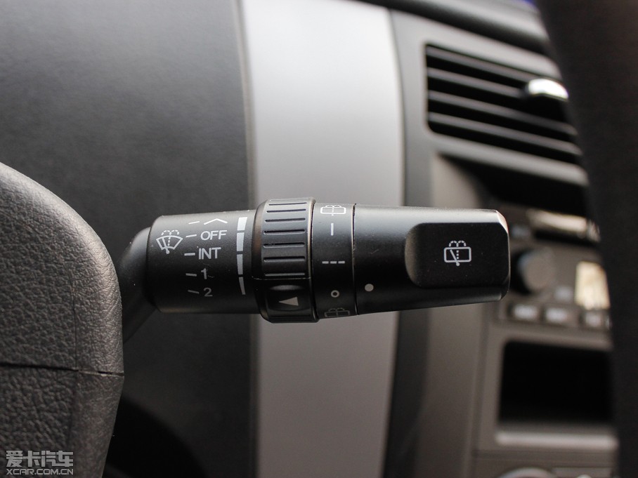 2012 LV 1.5L AMTA