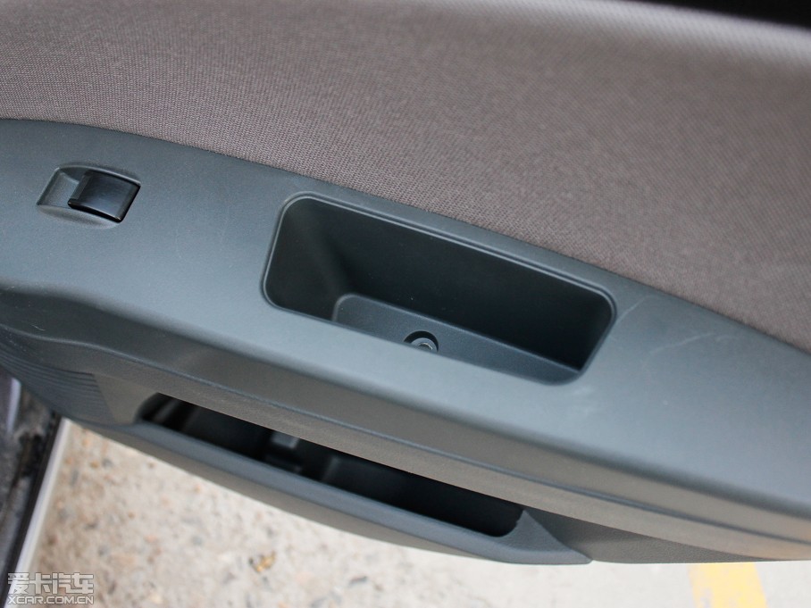 2012 LV 1.5L AMTA