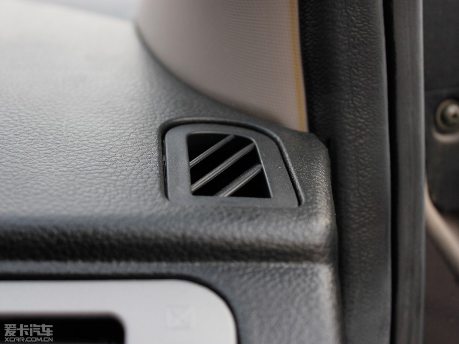 2012 LV 1.5L AMTA