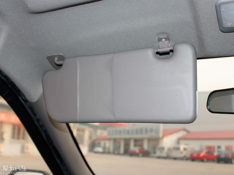 2012 LV 1.5L AMTA