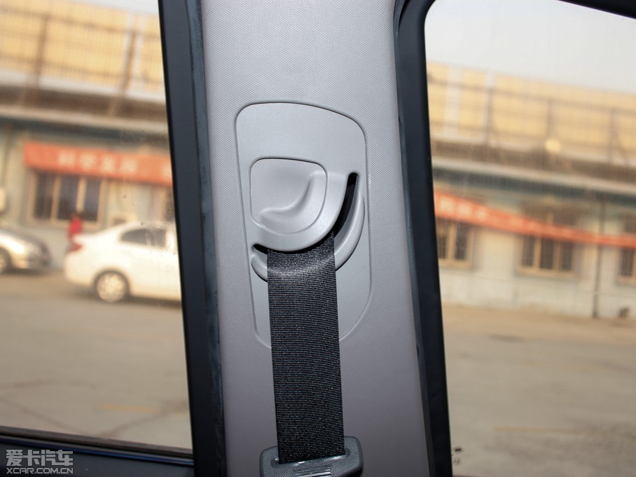 2012 LV 1.5L AMTA