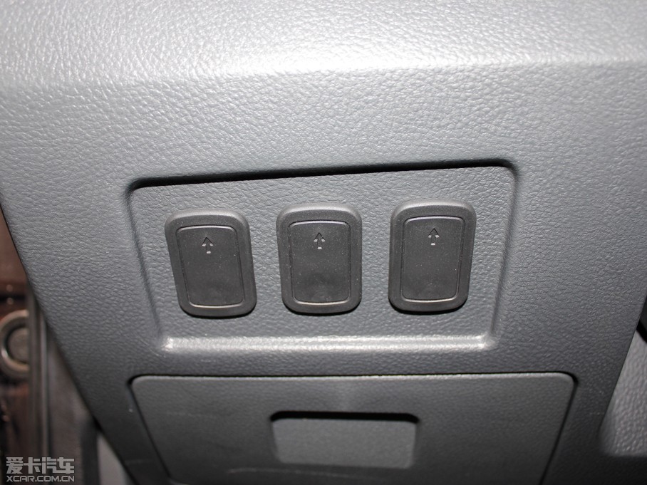 2012 LV 1.5L AMTA