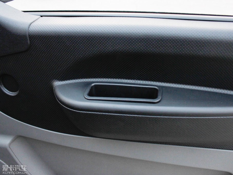 2013������ M3 1.6L �ք����m��